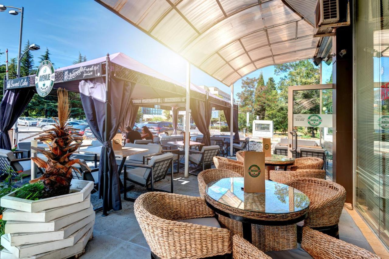 Hotel Avenue Napospart Kültér fotó
